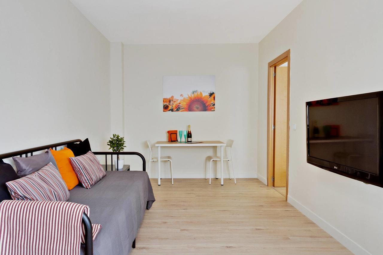 Апартаменты Del Parque Flats - Parras Малага Экстерьер фото
